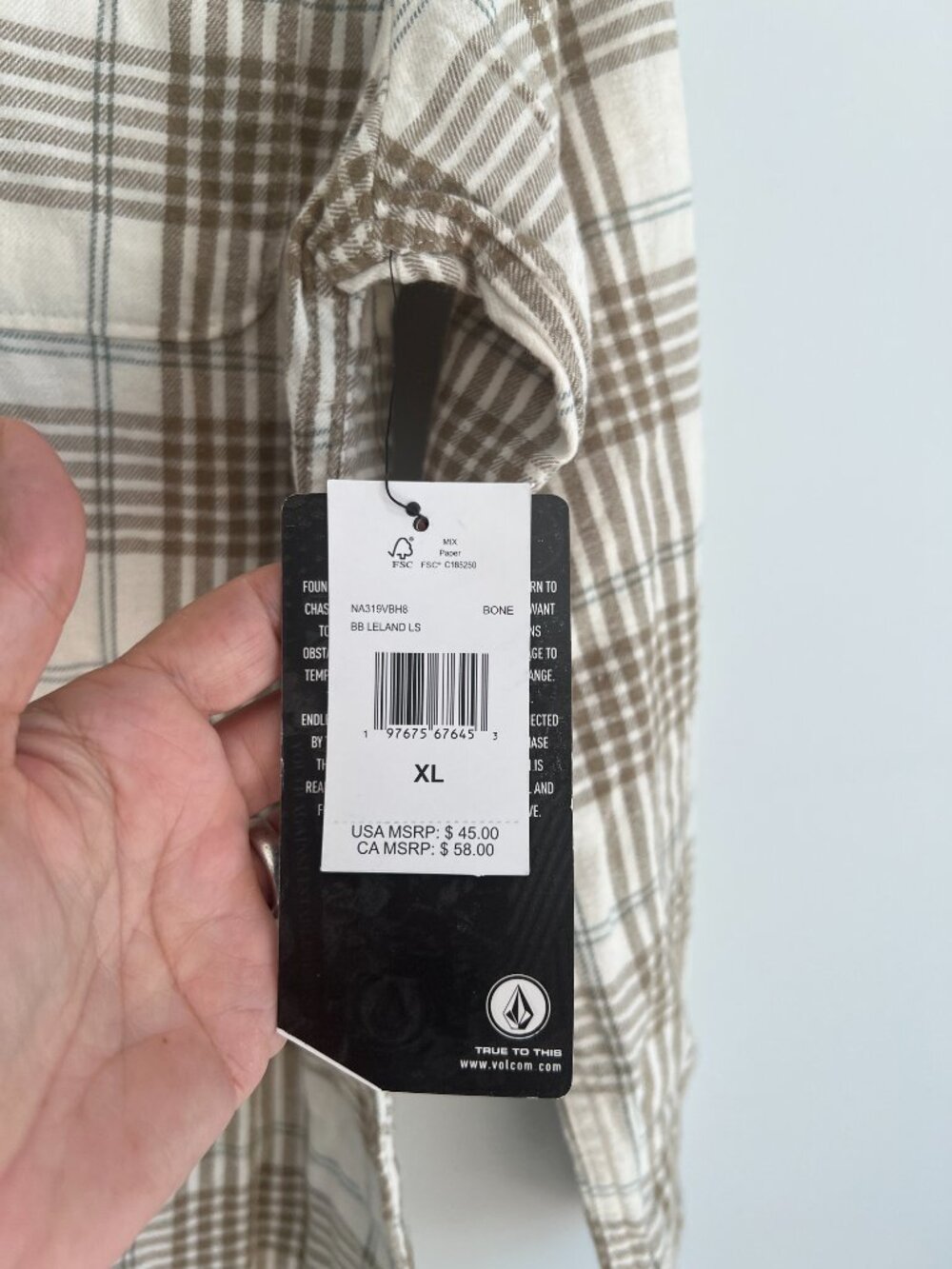 Volcom Boys XL NWT Caden Plaid Flannel Shirt Cream Tan Long Sleeve New - Picture 3 of 7